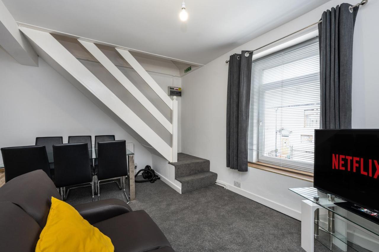 En-suite Apartment, Fully Equipped Kitchen Apartment *