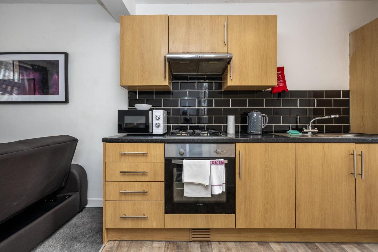 En-suite Apartment, Fully Equipped Kitchen Apartment