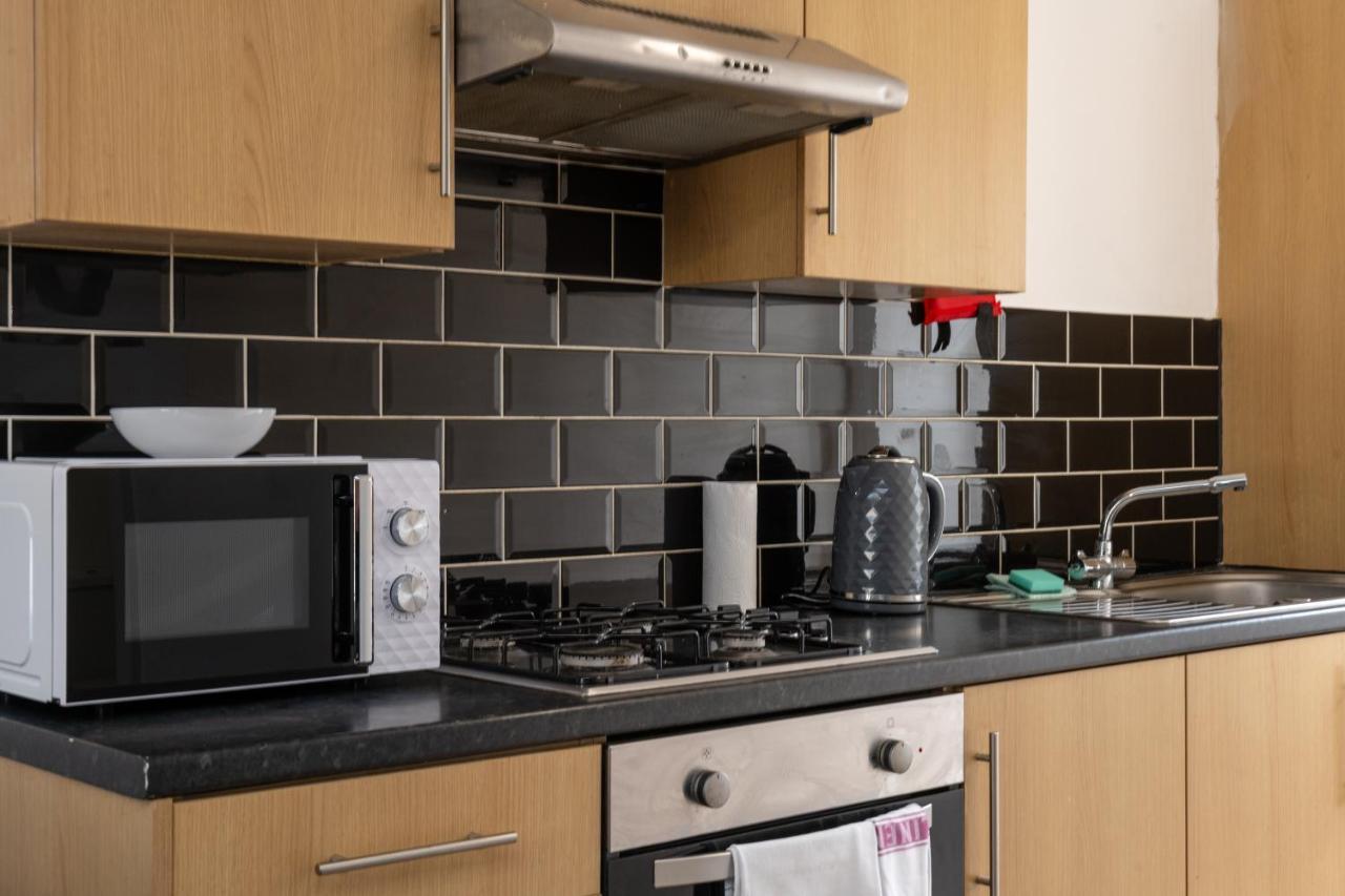Apartment En-suite Apartment, Fully Equipped Kitchen *