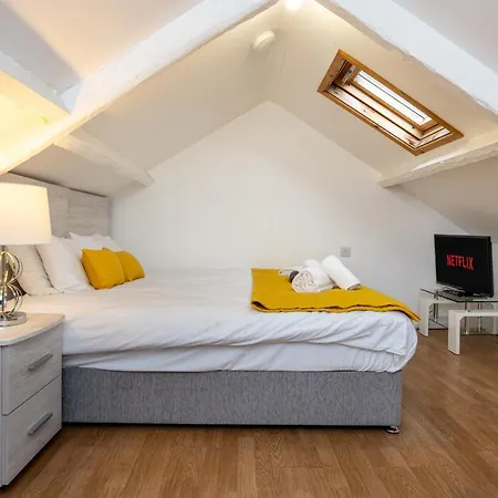 En-Suite Apartment, Fully Equipped Kitchen Swansea Exterior photo