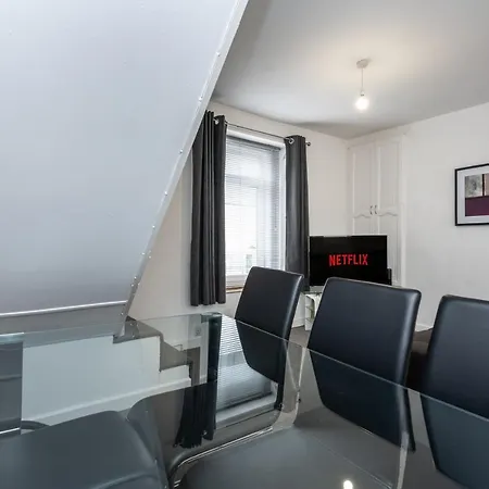 En-Suite Apartment, Fully Equipped Kitchen Swansea Exterior photo